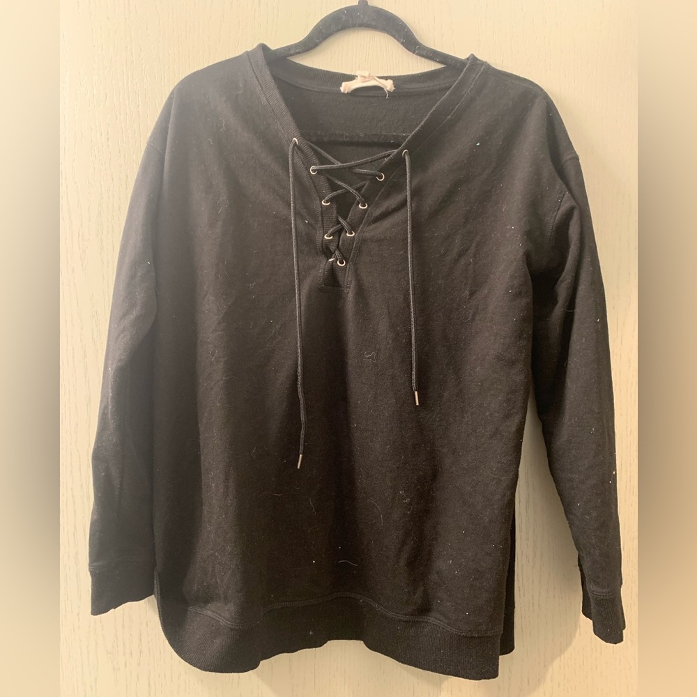 Black Lace Up Long-Sleeve by Cloud Chaser (Size L)